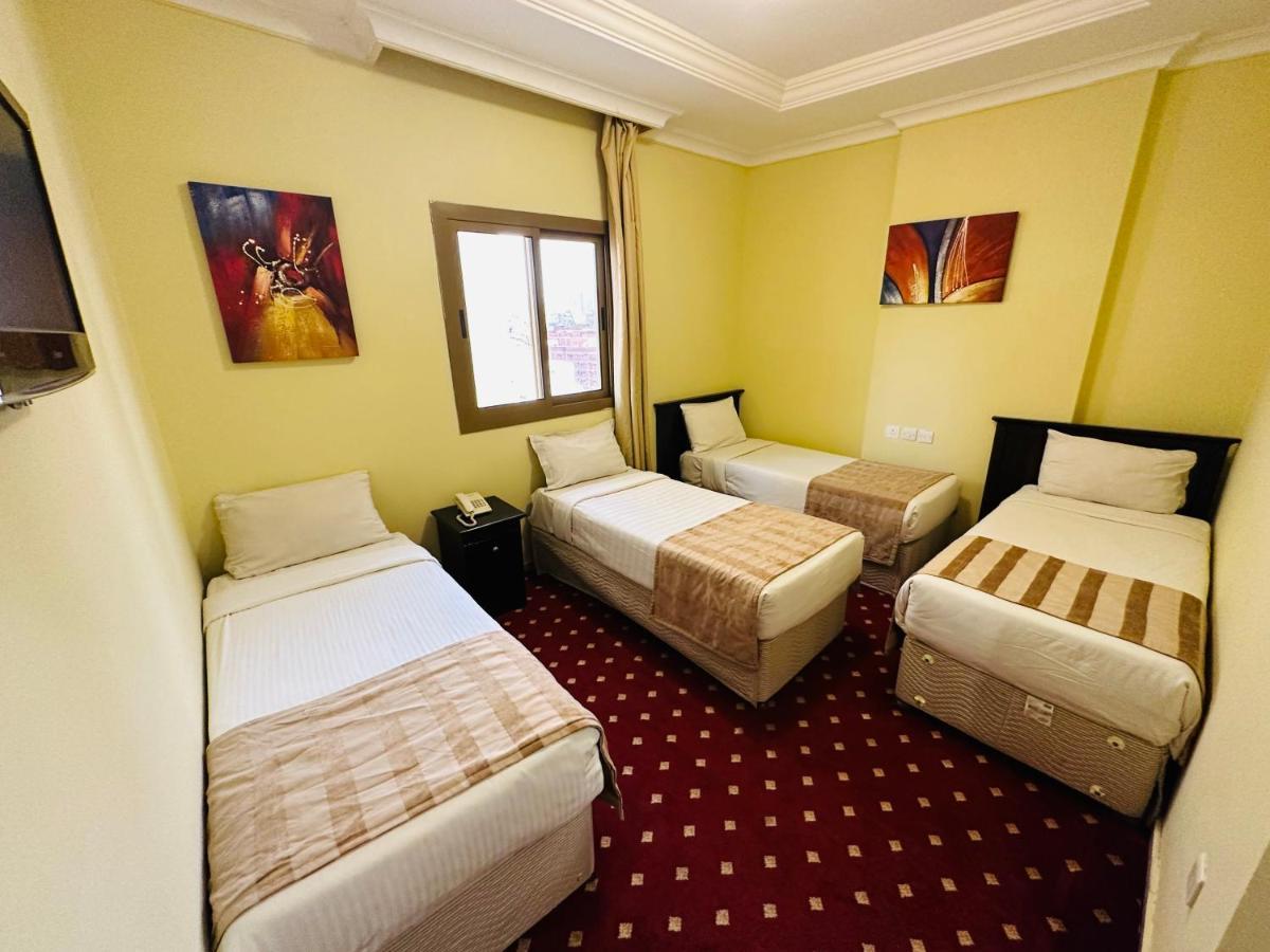 Majd Al Mohagerin Hotel Mecca Bagian luar foto
